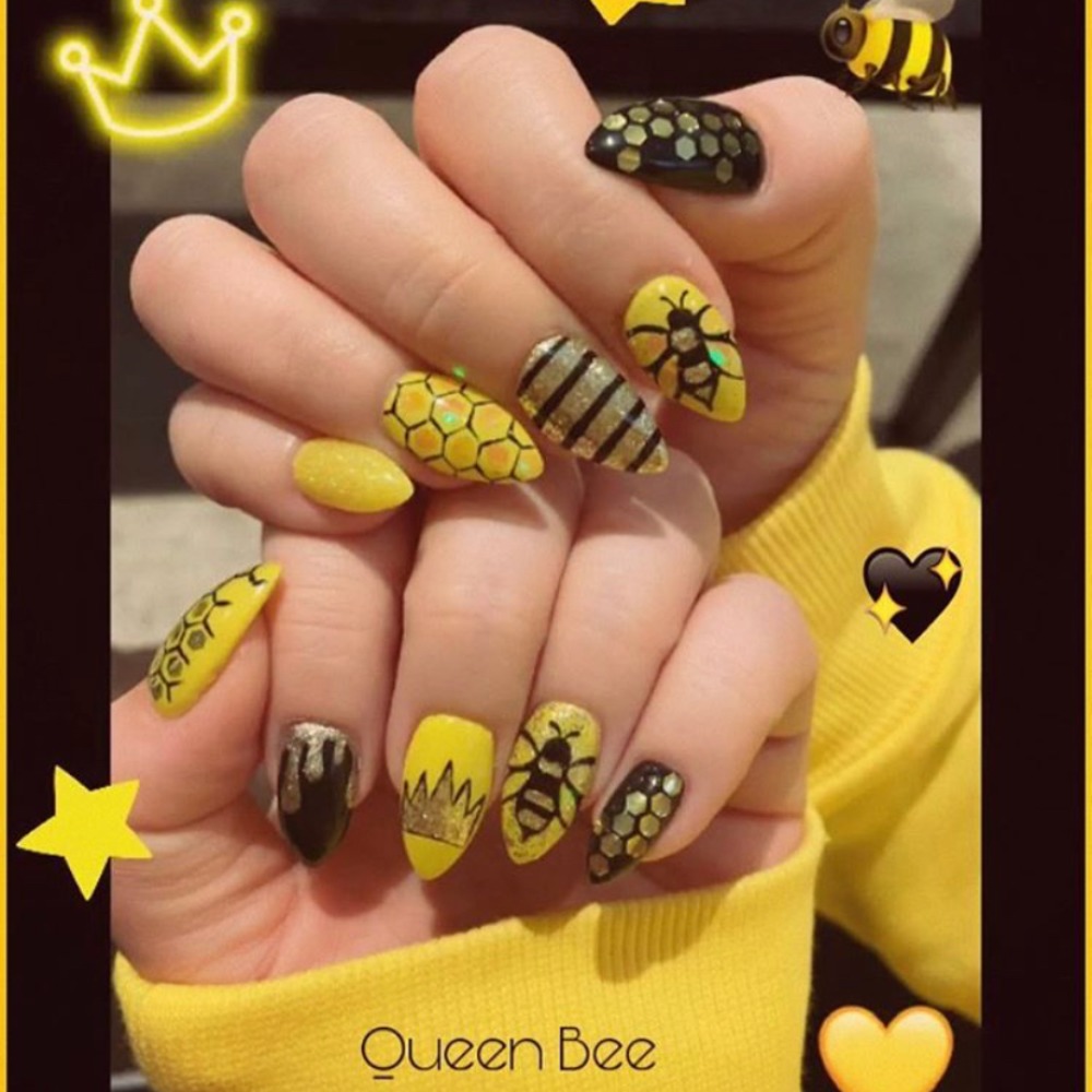 Meet your Posher, Christina